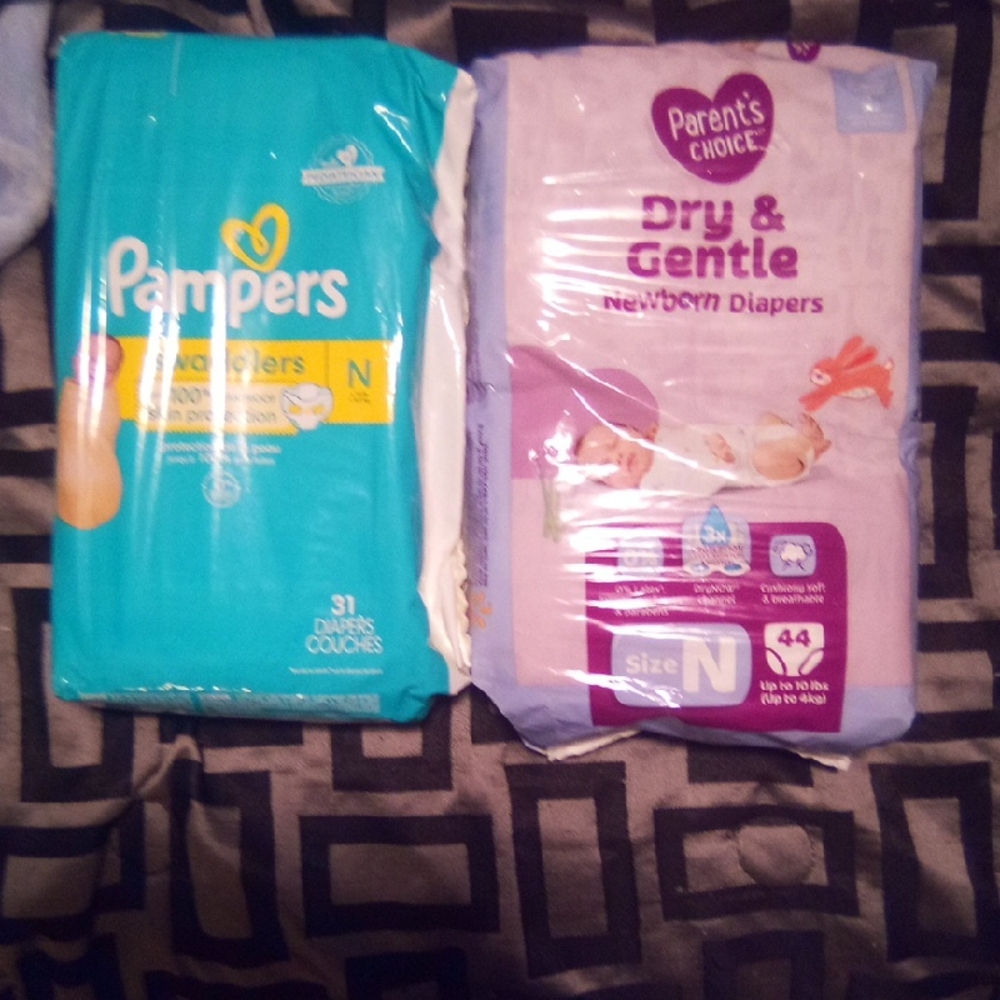 Pampers Swaddlers & Parents Choice NB Bundle